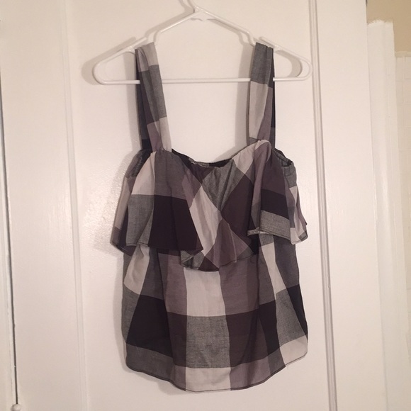 Who What Wear Picnic Plaid Ruffle Top - Picture 2 of 5